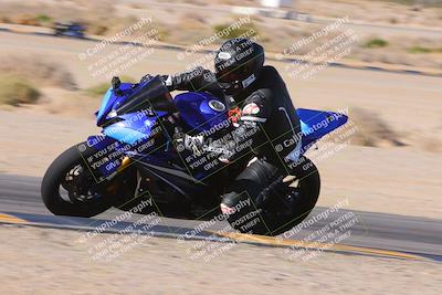 media/Dec-10-2023-SoCal Trackdays (Sun) [[0ce70f5433]]/Turn 9 Inside Set 2 (1115am)/